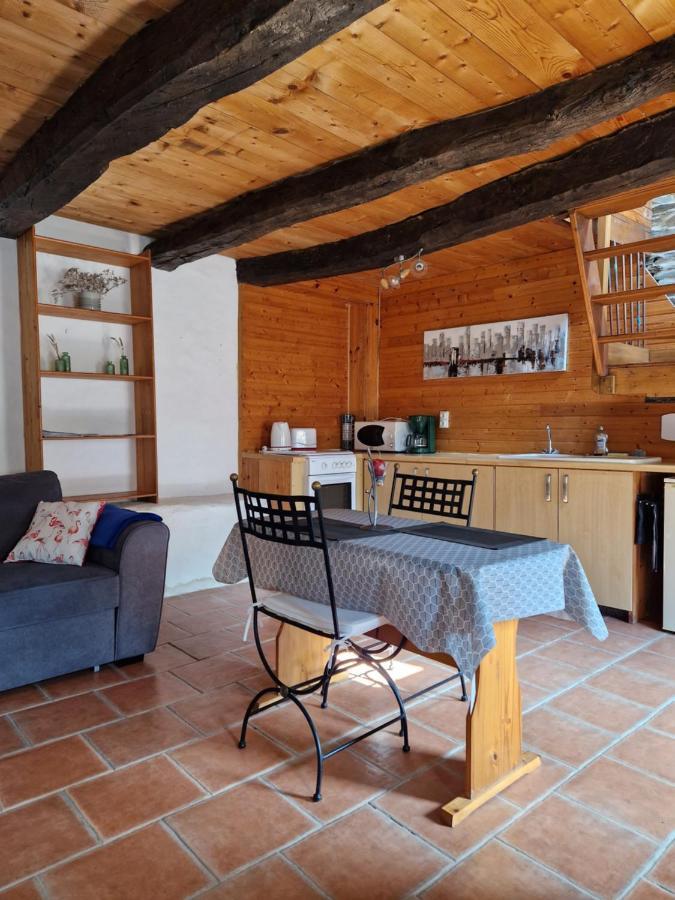 Gite Rustique En Centre Bretagne Laniscat 外观 照片